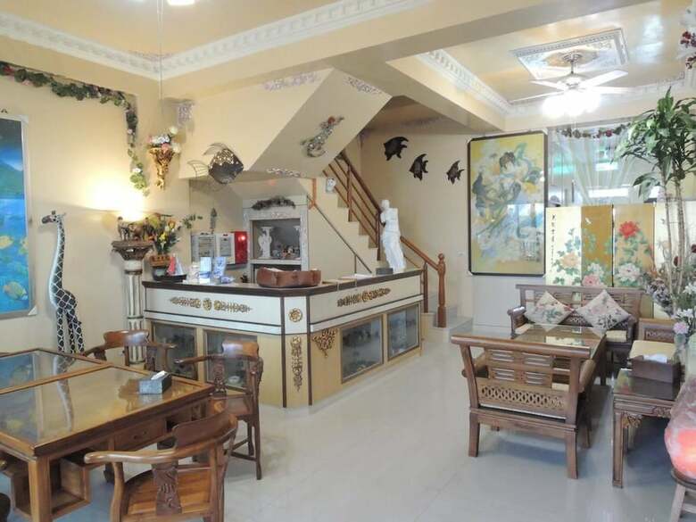 Hotel Whale's Homestay