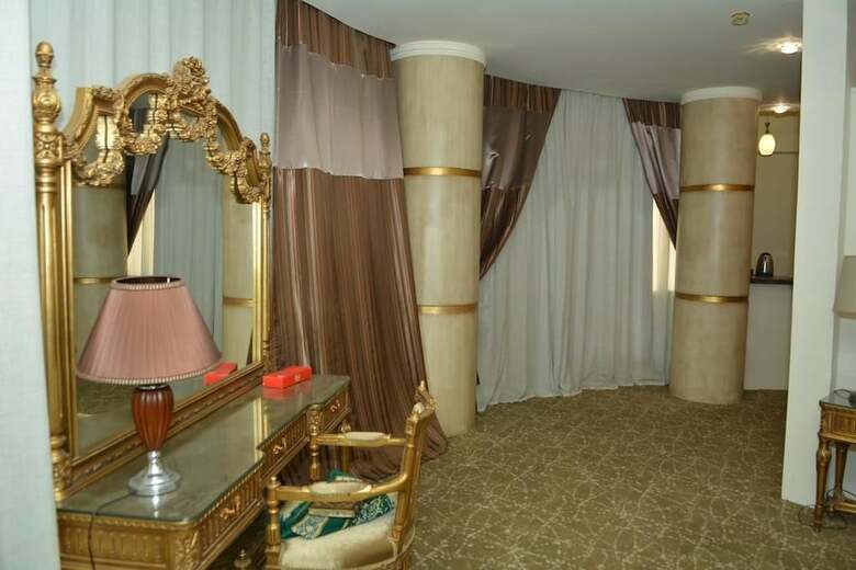 New Lamar Hotel