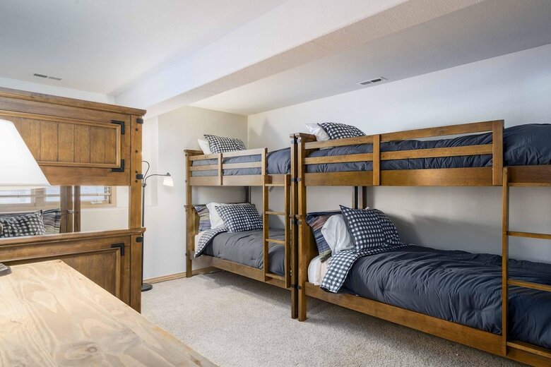 Cascades Townhomes Shasta 4