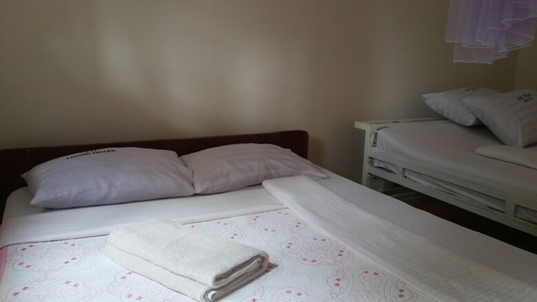 Lira Tasha Hotel