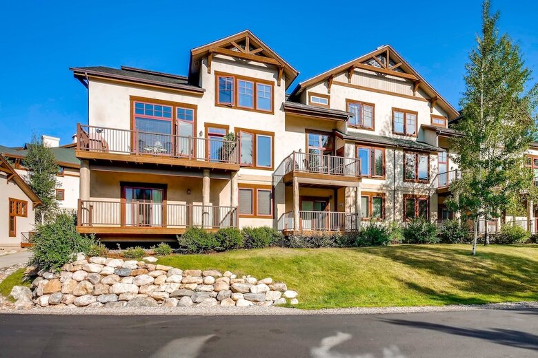 Eagleridge Townhomes 1455