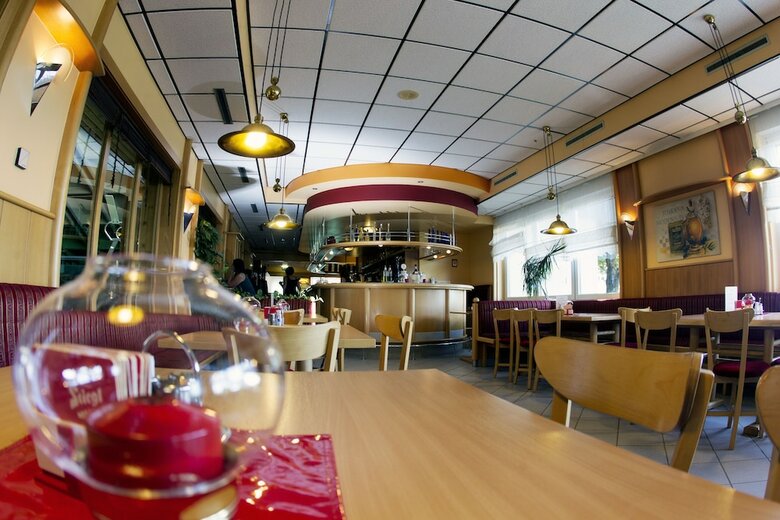 Hotel Tennis- Und Freizeitzentrum Neud�rfl