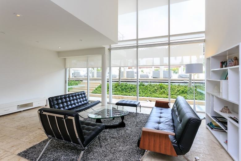 Aparthotel Luxury Condos At Magia