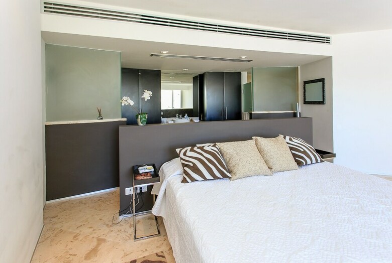 Aparthotel Luxury Condos At Magia
