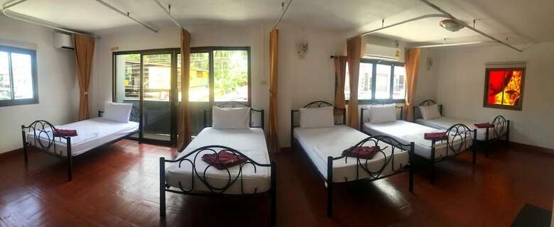 Hostal The Cubic Hotel - Hostel