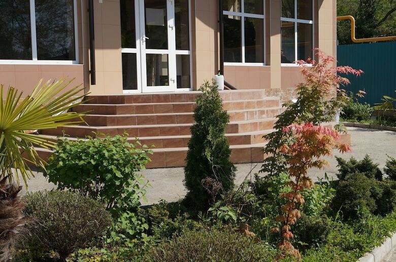 Hotel Rodnichok Guest House