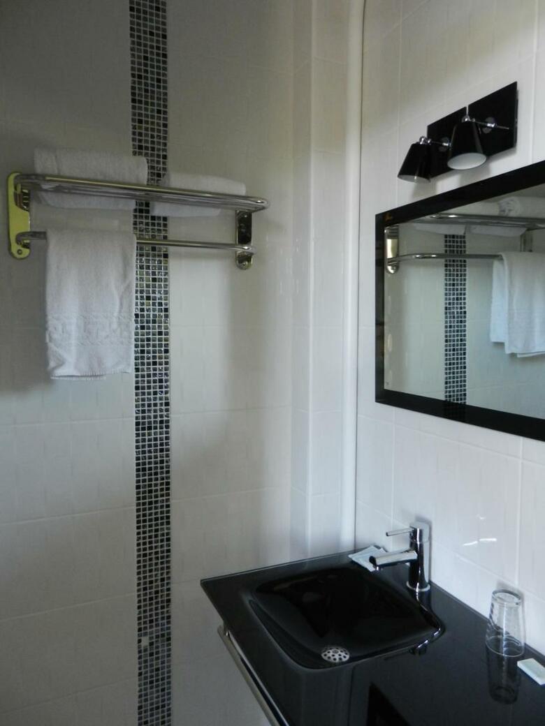 Hotel Val De Saone Lyon Caluire Rillieux
