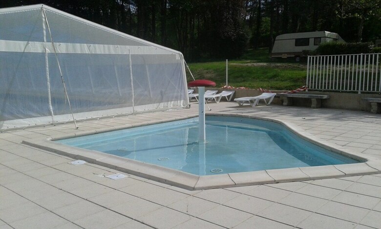 Camping Le Repaire - Tente Am�nag�e