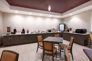 Hotel Hawthorn Suites By Wyndham Odessa