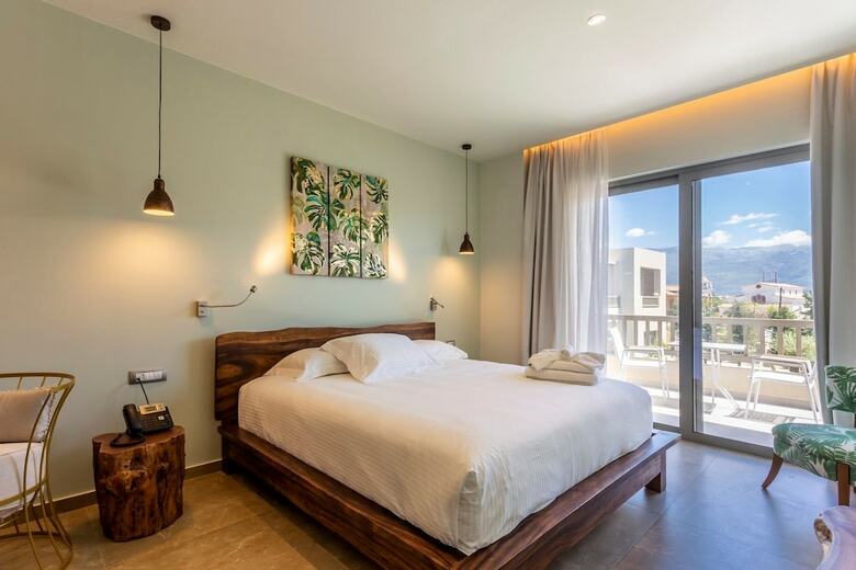 Elysian Luxury Hotel & Spa