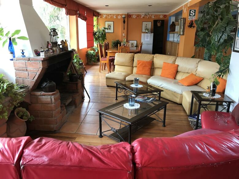 Hotel Churup Guest House