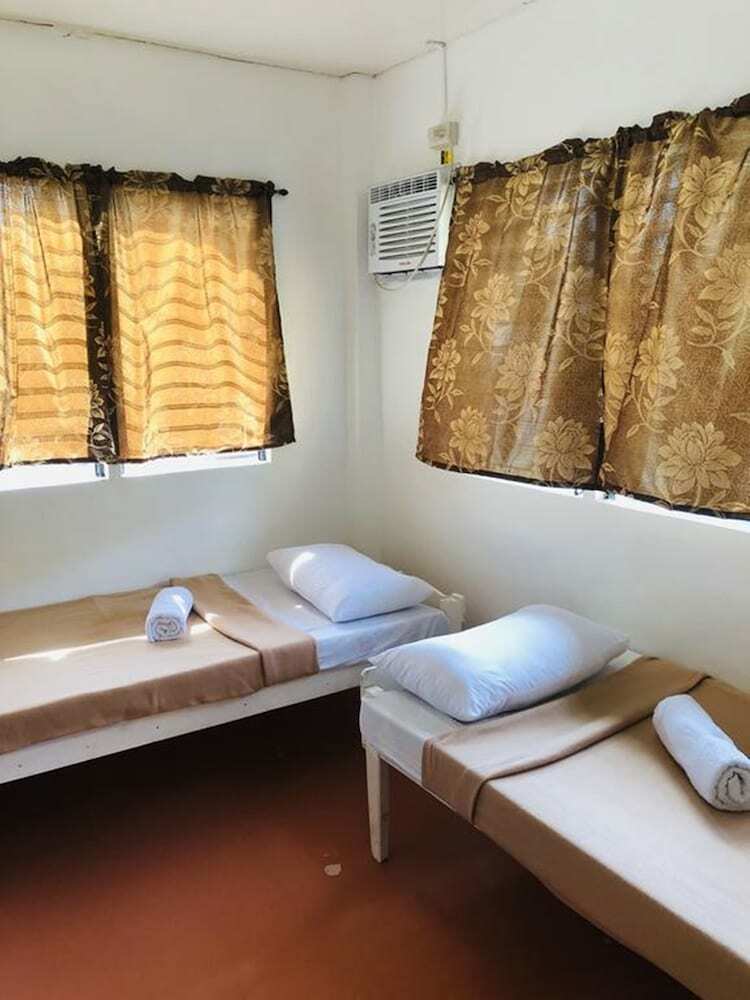 Hostal Pinpin Guesthouse - Hostel