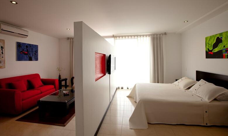 Aparthotel Travelers Orange Suites