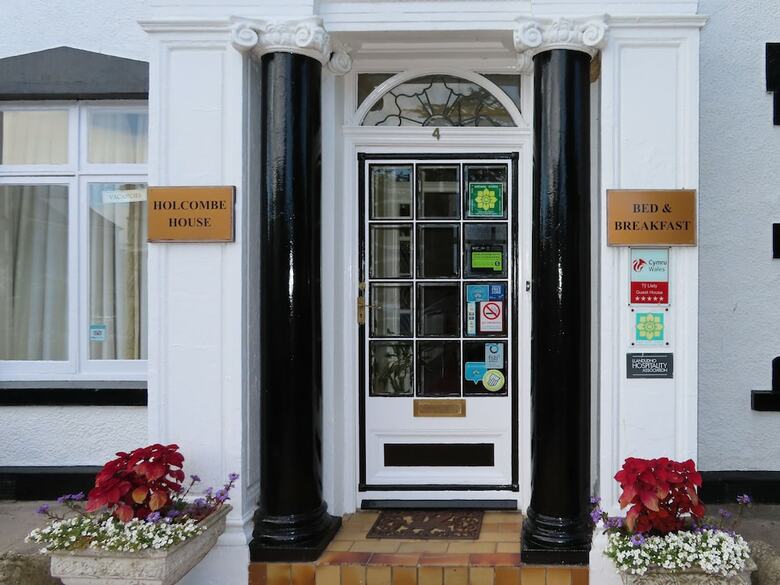 Hotel Holcombe House