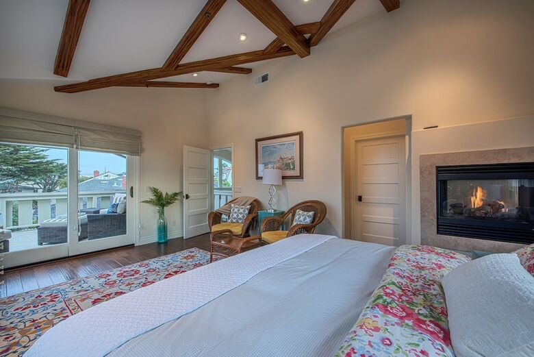 3724 Sea Glass Sanctuary