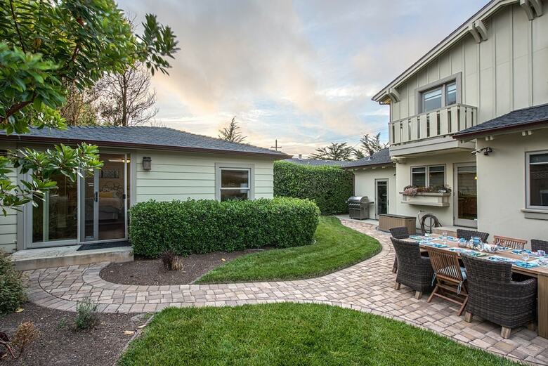 3724 Sea Glass Sanctuary