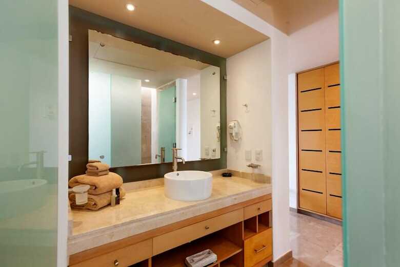 Gran Peninsula 3br Condo By Rmh