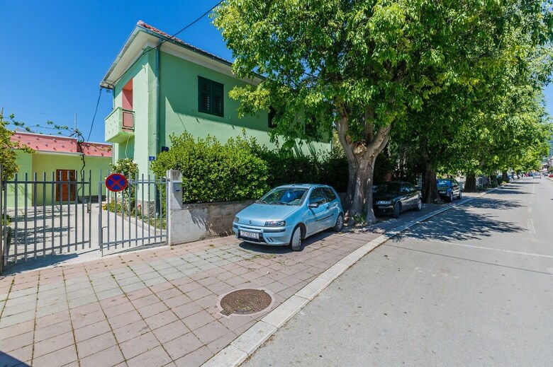 Apartments Jelen