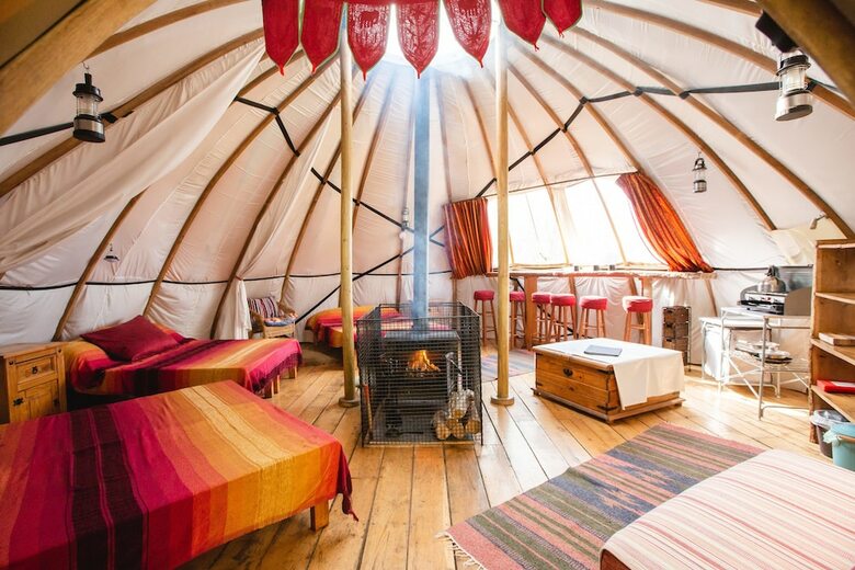 Hotel Larkhill Tipis And Yurts