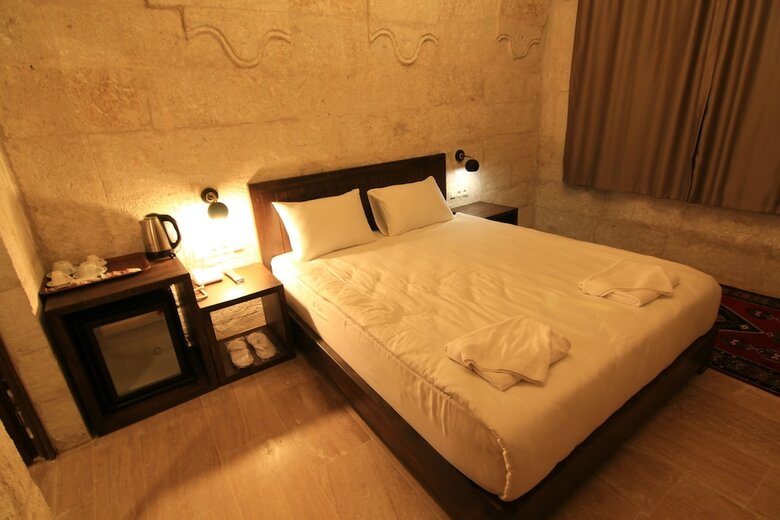 Hotel Tafana Cave & Stone Lodge