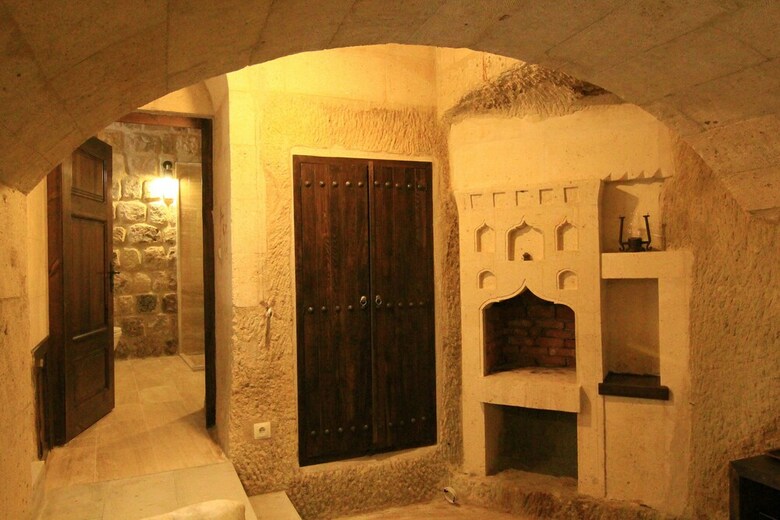 Hotel Tafana Cave & Stone Lodge