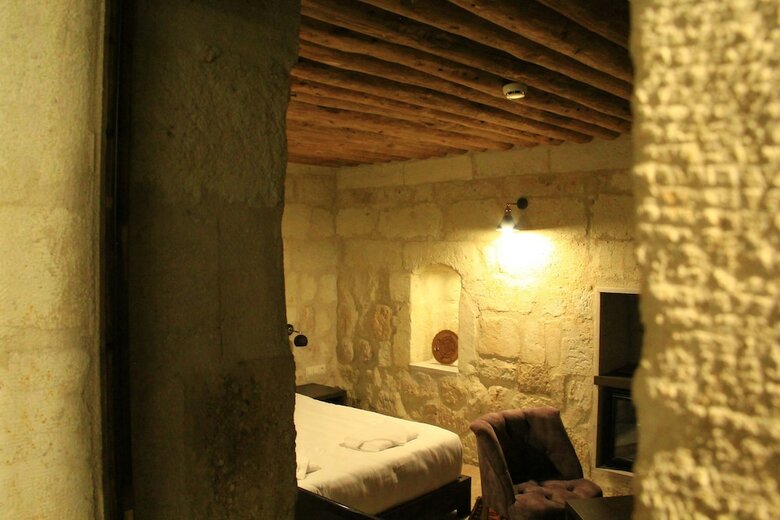 Hotel Tafana Cave & Stone Lodge
