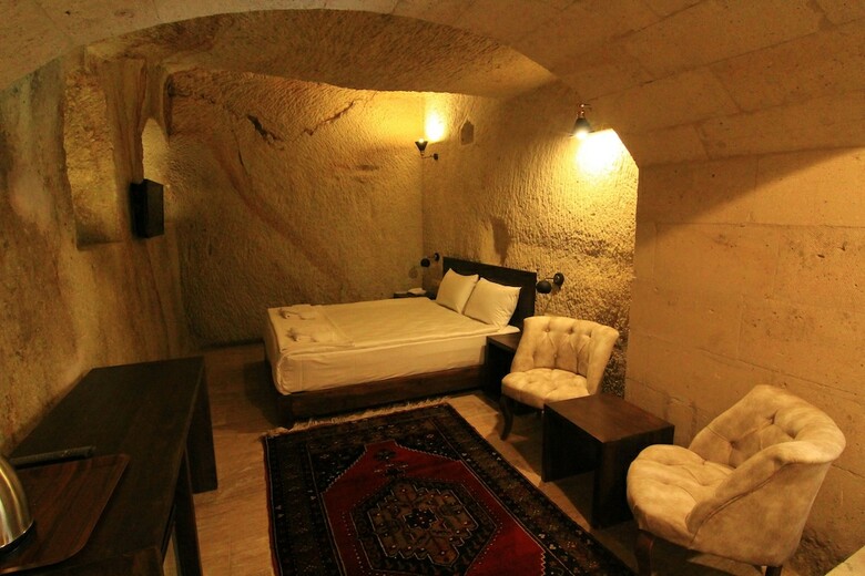 Hotel Tafana Cave & Stone Lodge
