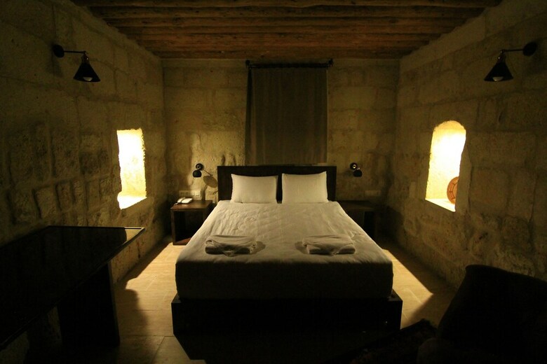 Hotel Tafana Cave & Stone Lodge