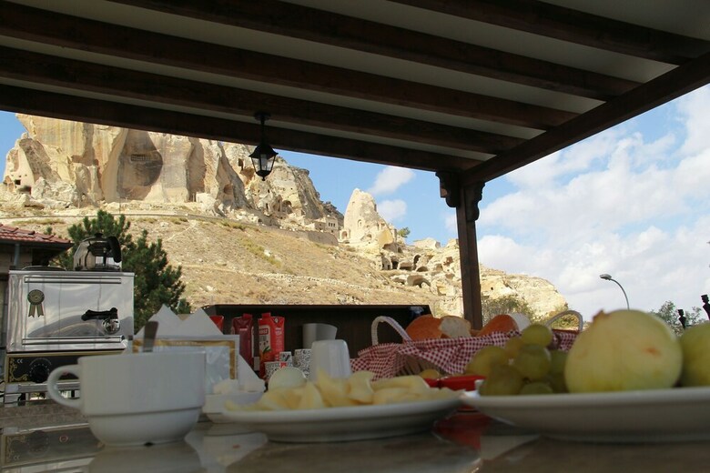 Hotel Tafana Cave & Stone Lodge