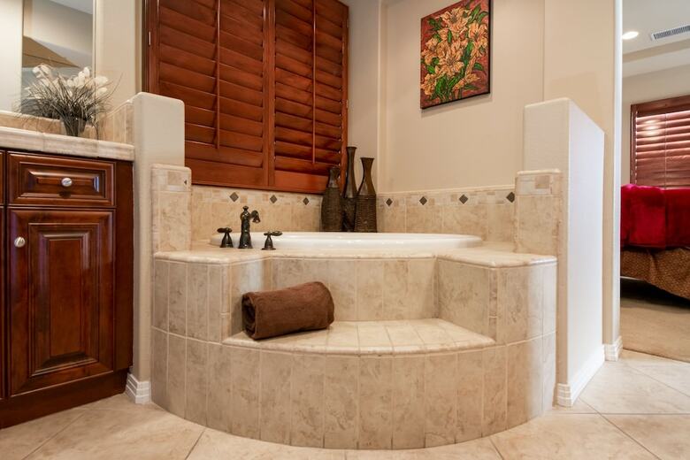 Serenity In The Desert Five Bedroom House