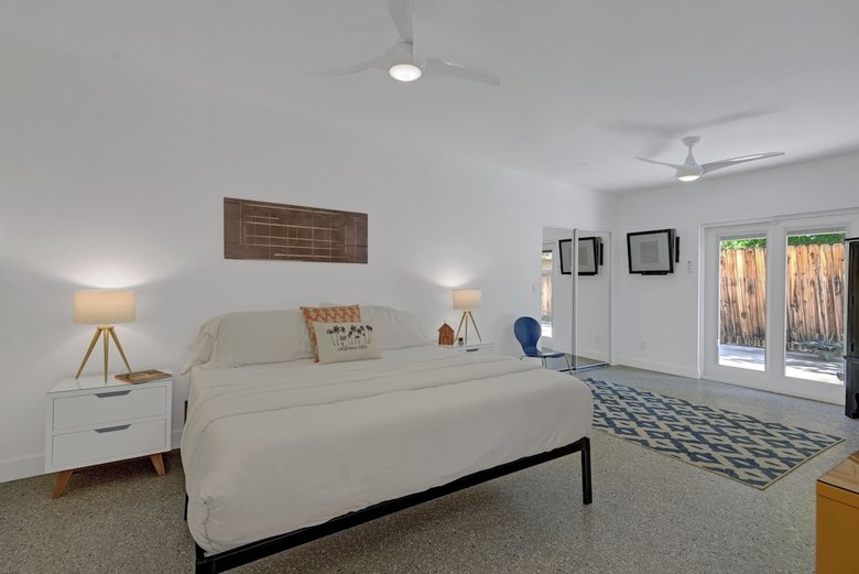 Alexander Social House Five Bedroom House