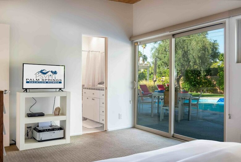 On The Rox Three Bedroom House