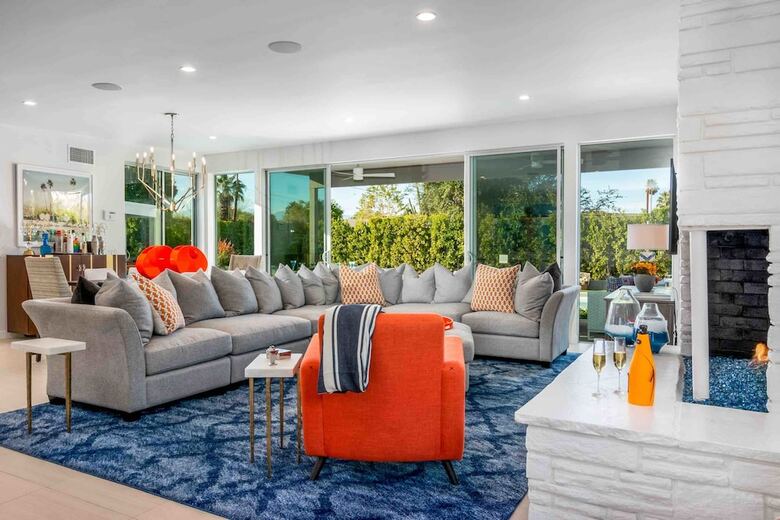 Ps Desert Indulgence Three-bedroom House