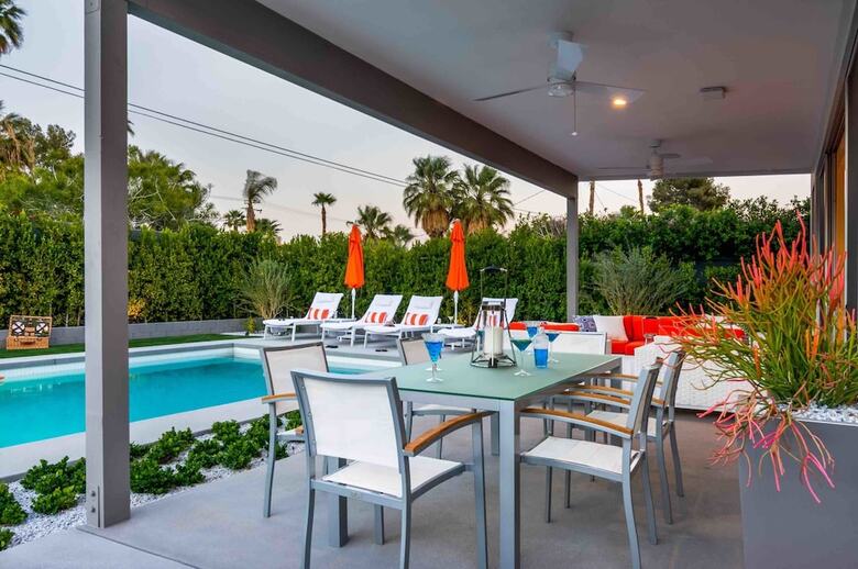 Ps Desert Indulgence Three-bedroom House