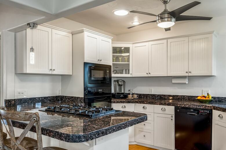 Palm Springs Glamour Three Bedroom House