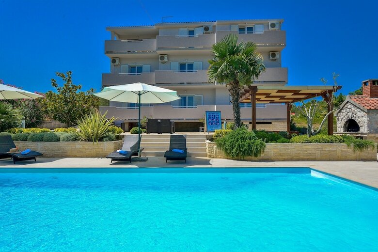 Apartments Villa Ana