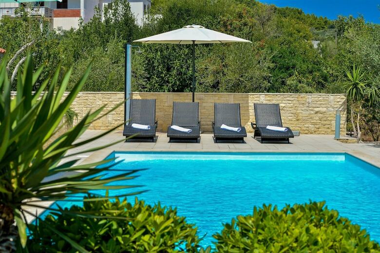 Apartments Villa Ana