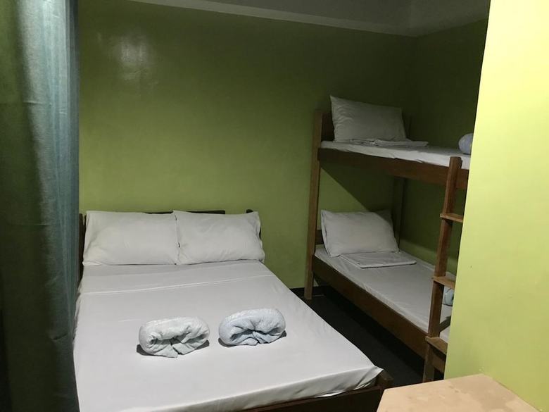 Hotel King's Lodging House And Restaurant