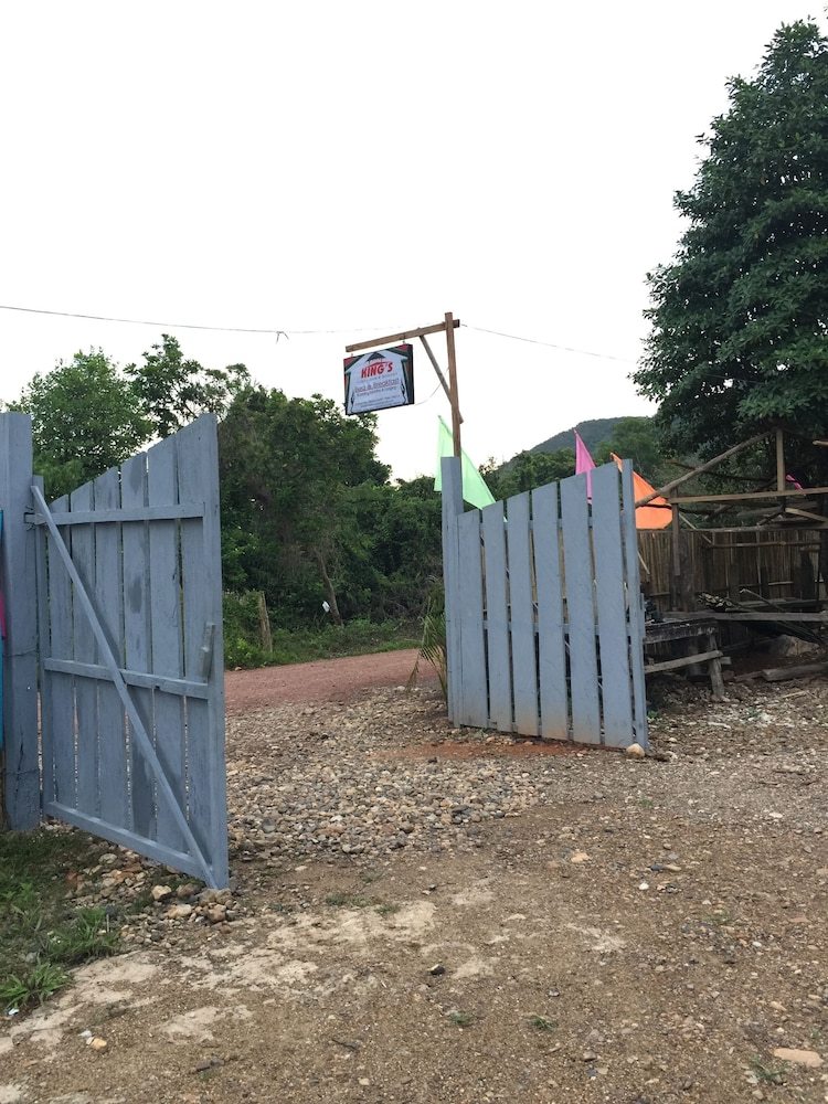 Hotel King's Lodging House And Restaurant