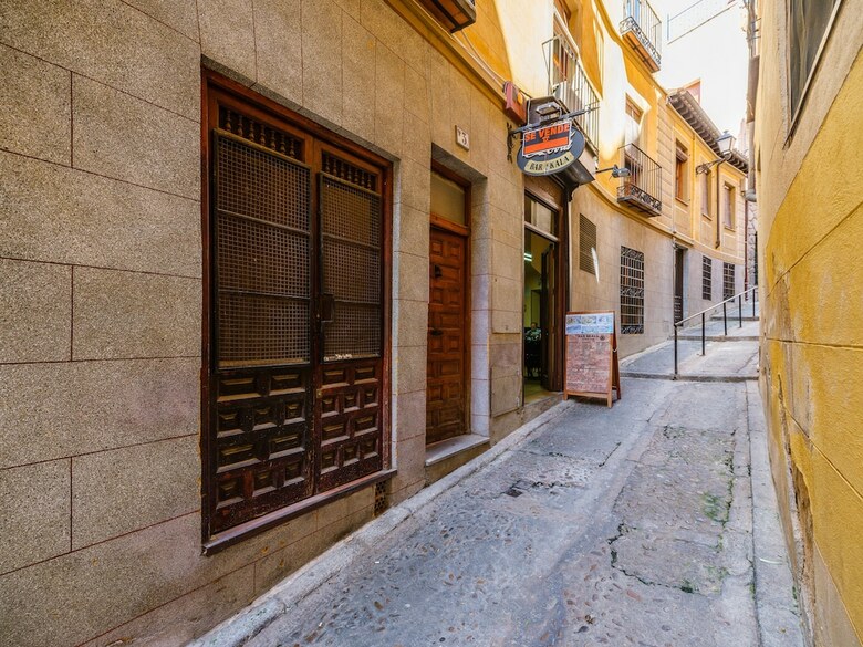 Apartamentos �tico Abuhardillado By Toledo Ap