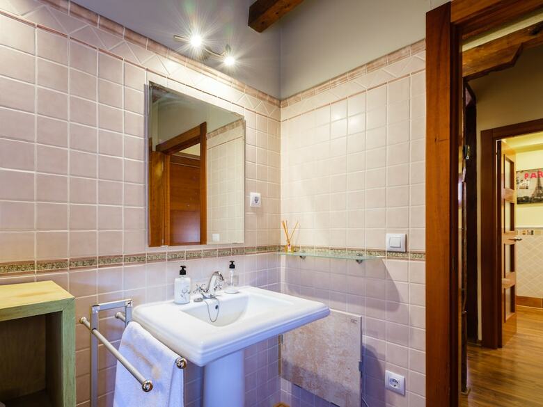 Apartamentos �tico Abuhardillado By Toledo Ap