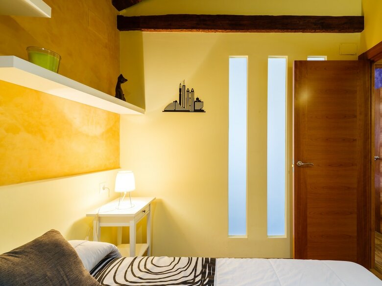 Apartamentos �tico Abuhardillado By Toledo Ap