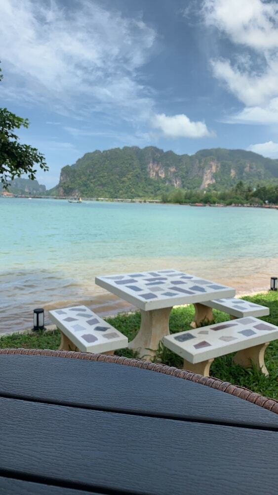 Hotel Blue Orchid Beach Krabi