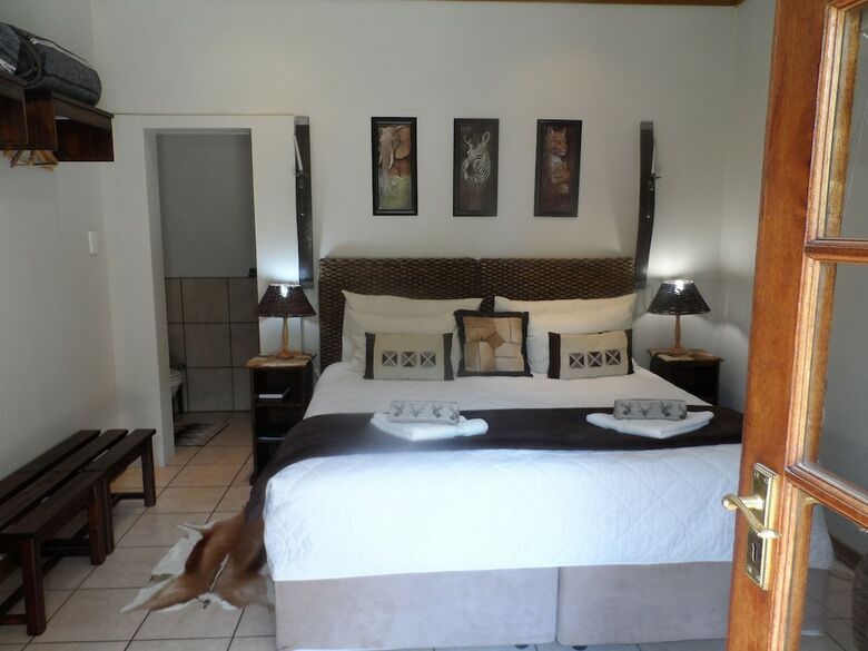 Hotel A Cherry Lane Self Catering And B&B