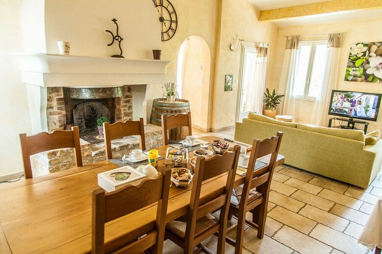 Hotel Chateau Sainte Croix