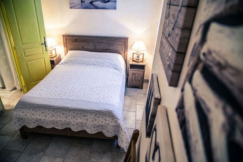 Hotel Chateau Sainte Croix