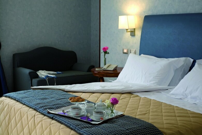 Andris Hotel