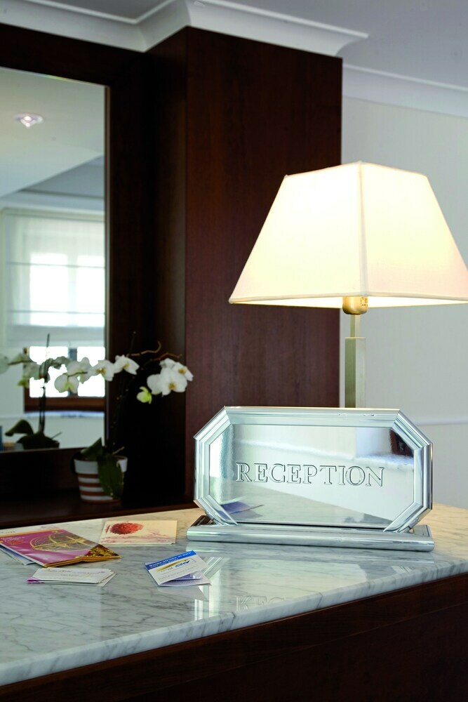 Andris Hotel