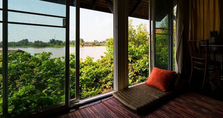 Hotel Ayutthaya Garden River Home