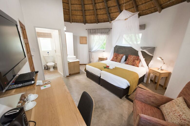 Posada Sefapane Lodges And Safaris